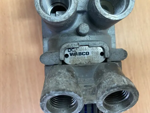 Jarruventtiili Mercedes Actros MP4 OEM 0044311406 image 7