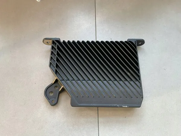 Amplificateur Volvo OEM 32359256 pour XC60 II Hybride image 2