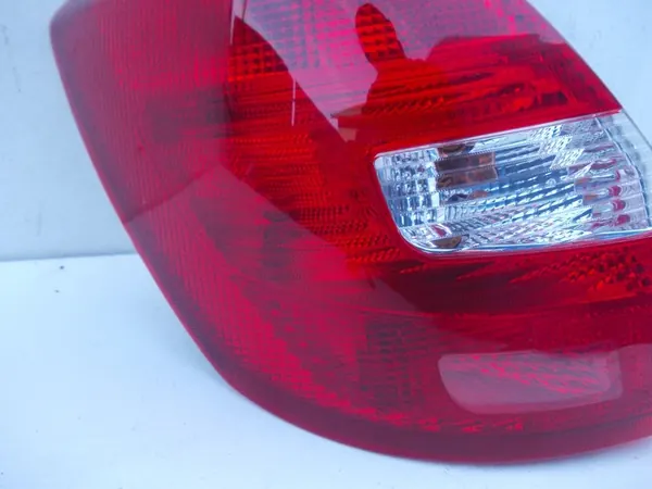 Lámpara Trasera Skoda Fabia II 2 HB Kombi Izquierda image 4