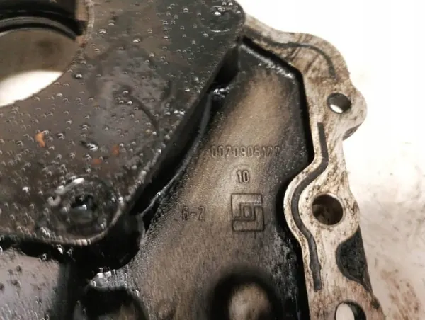 Öljypumppu Mazda 3 OEM 0070905177 2006 1.6L image 4