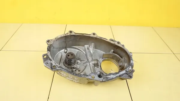 AUDI A4 B7 EXEO 2.0 TFSI Timing Cover 06F103530G image 3