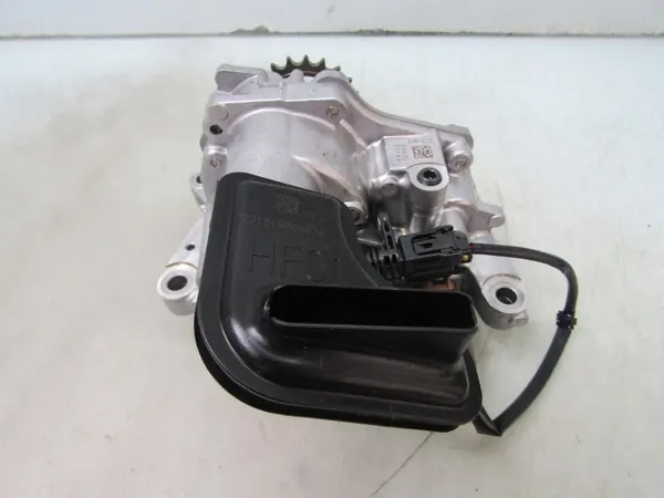 Pompe à huile OEM 20H20D0149 pour Mazda CX-30 2.0 SKYACTIV-X image 4
