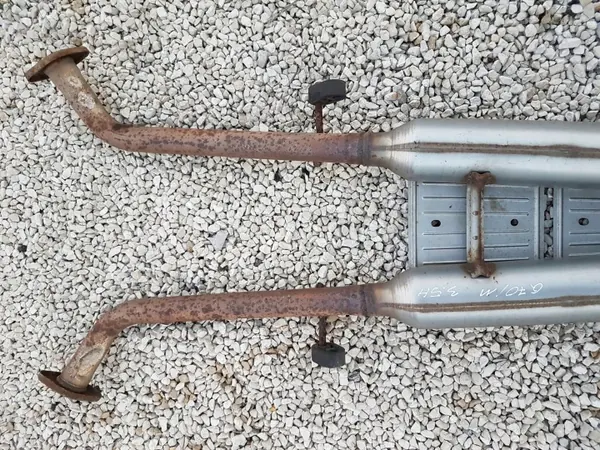 Keskusvaimennin OEM 20300-JK60A Infiniti Q70 M35h:lle image 3