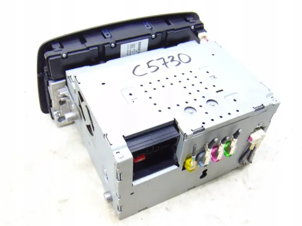 Mercedes CD Radio Navigation OEM A2469009312 image 4