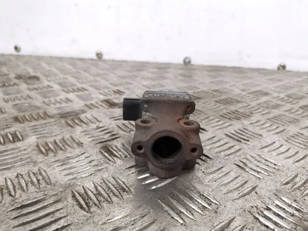 Válvula EGR Subaru OEM FBZ7779 - Estado Usado image 4