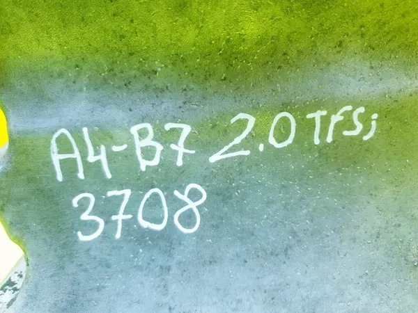 Oljetank Audi A4 B7 A3 8P A6 C6 2.0 TFSI image 7