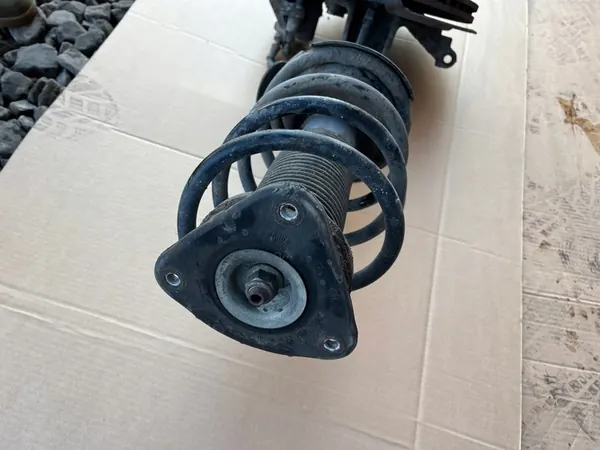 VOLVO S40 II V50 2.4 20V B McPherson Destro Anteriore 31277589 image 2