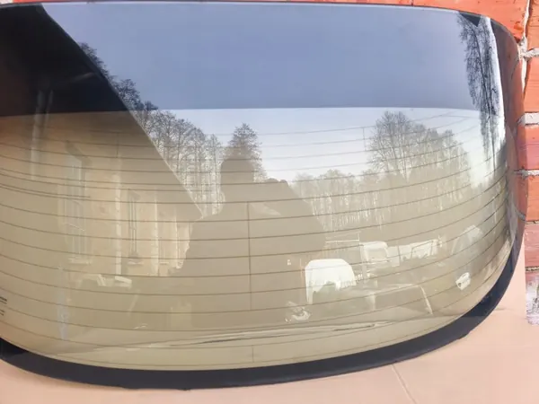 Vitre arrière de hayon Honda CIVIC VIII UFO 2.2 CTDI OEM image 4