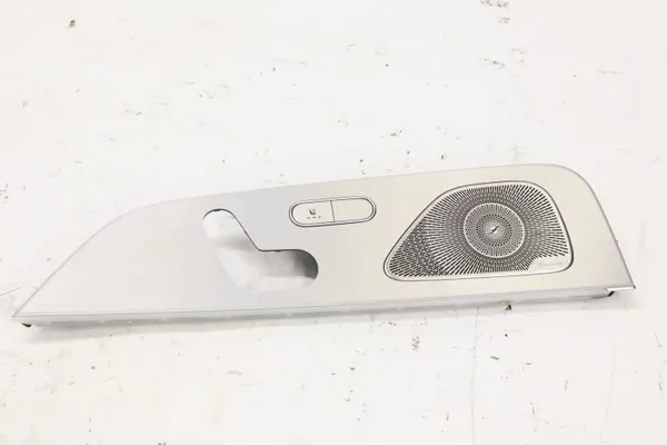 Moldagem Mercedes GLS X167 OEM A1677303103 Esquerda Traseira image 2