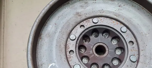 Audi A4 A5 A6 Q5 Volante de Dupla Massa 2.0 TDI image 3