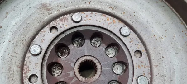 Audi A4 A5 A6 Q5 Volante de Dupla Massa 2.0 TDI image 9