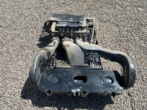 Ventilador refrigeración batería OEM 295E39666R Renault Zoe image 3