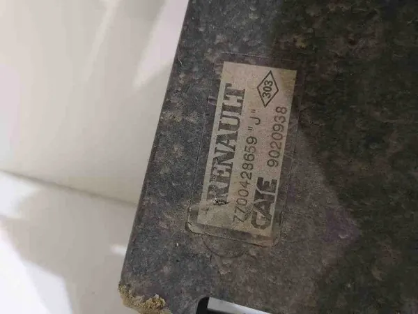 Framstötfångare RENAULT CLIO II 7700428659 image 3