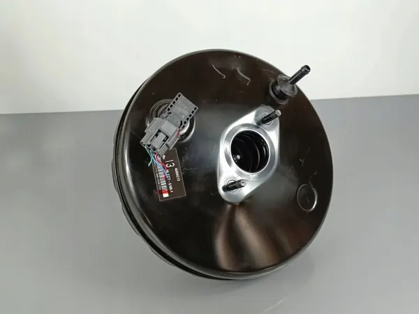 Servo de frein Mitsubishi Eclipse Cross OEM 4680A213 image 2