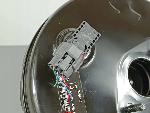 Servo de frein Mitsubishi Eclipse Cross OEM 4680A213 image 5