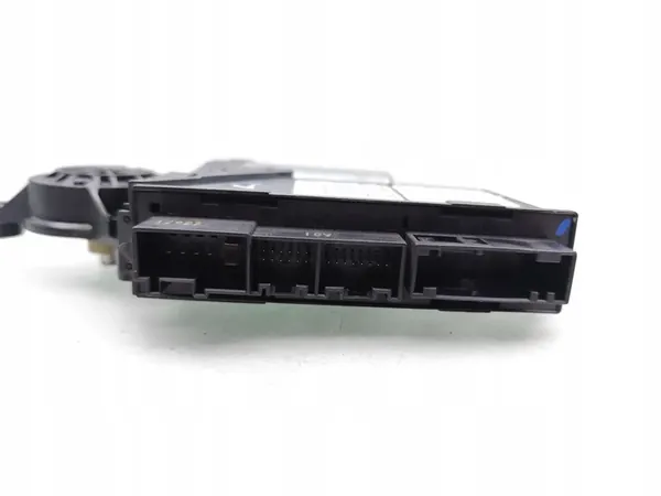 Audi A4 Takaluukun nostomoottori 2006 4/5dr OEM 8E0959802E image 6