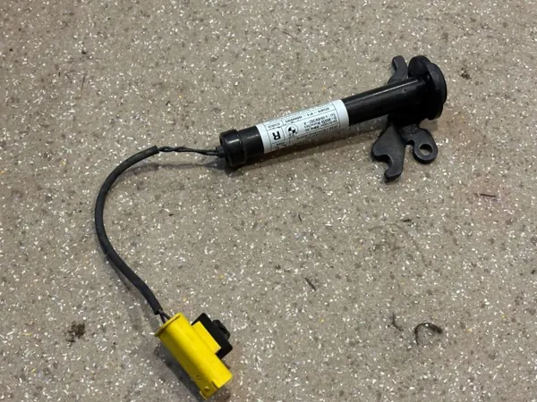 BMW 7450944 Linker Motorkap Pyrotechnische Lading image 6