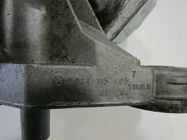 Oljefilterbas Volkswagen Crafter 2.5 TDI image 7