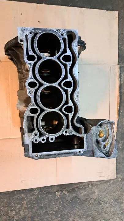 Bloque Motor OEM 7523170 para BMW N42 N46 1.6-2.0i image 2