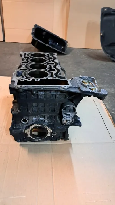 Bloque Motor OEM 7523170 para BMW N42 N46 1.6-2.0i image 3