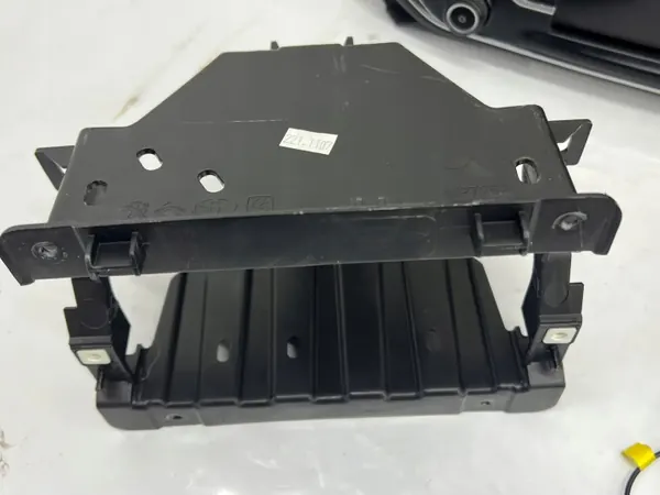Unité de navigation OEM 9831665880 pour Citroen Jumpy III image 5