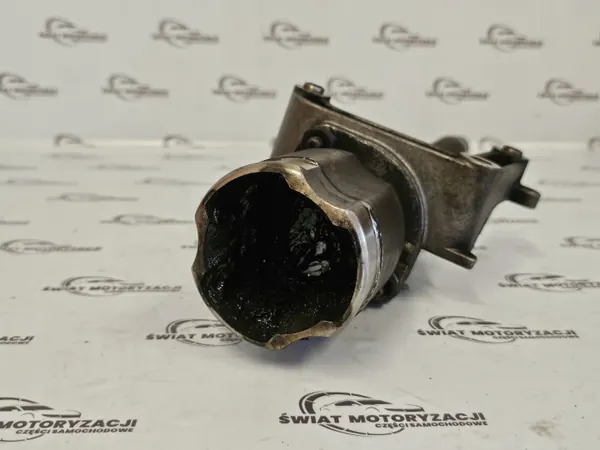 Soporte de semieje OEM 55214996 - Usado image 3