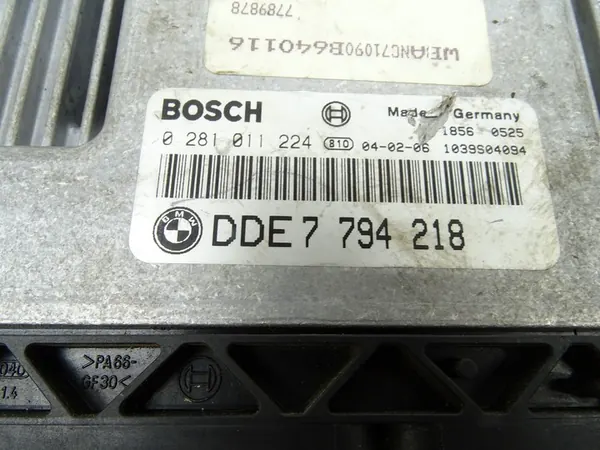 Motorstyrningsenhet BMW E60 E61 530D 231HK 7794218 image 2