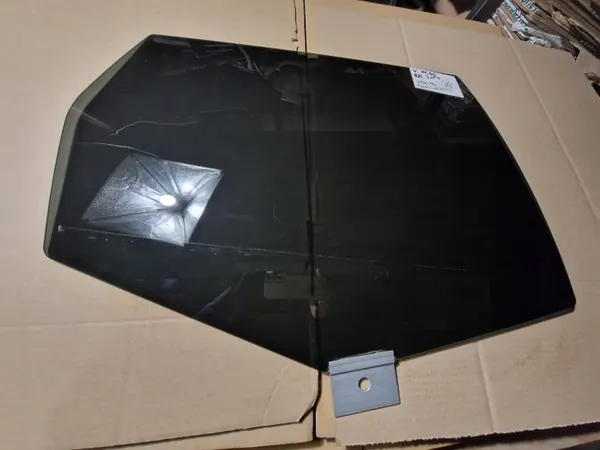 Rechte Hintertürscheibe Volvo XC60 OEM 290120261511 image 2