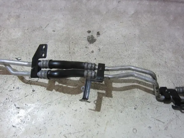 BMW Oljekylarrör OEM V6CXV5XV6D59SF5E84D5S64 image 5