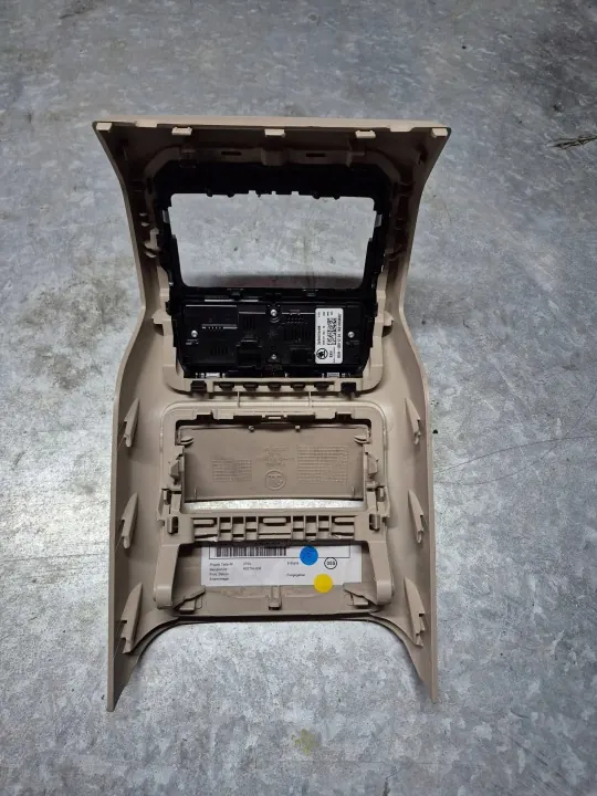 Túnel Central Climatronic OEM 3V0863289 image 4