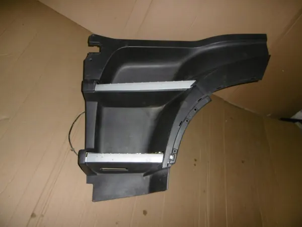 OEM 5565432 Degrau Esquerdo para Volvo FH4 - Usado image 2