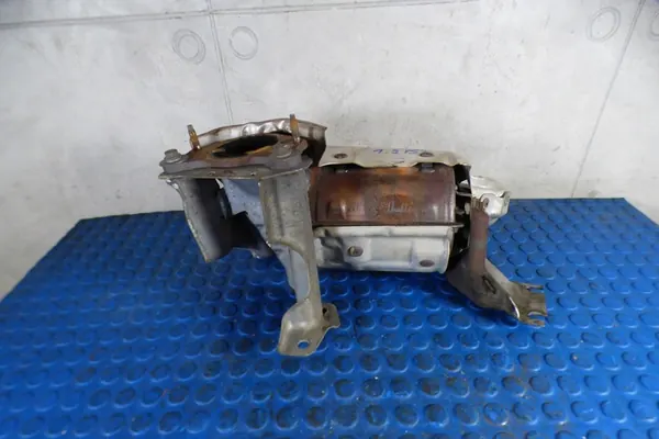 Catalisador RENAULT CLIO IV 1.2 TCE 208A01970R image 2