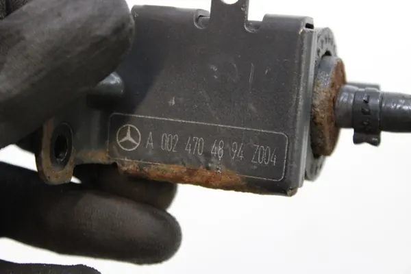 Webasto polttoainepumppu OEM A0024704894 Mercedes MP5/MP4 image 6
