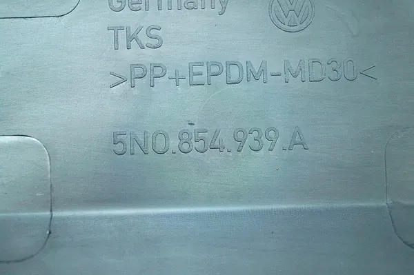 Front Left Door Trim VW Tiguan I 5N0 image 6