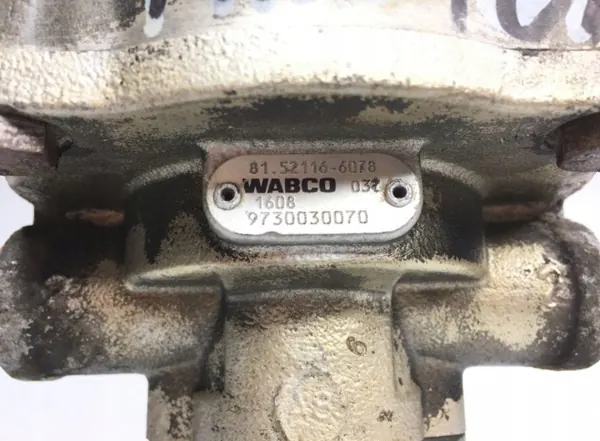 MAN Relaisklep OEM 81.52116-6078 - Gebruikt image 3
