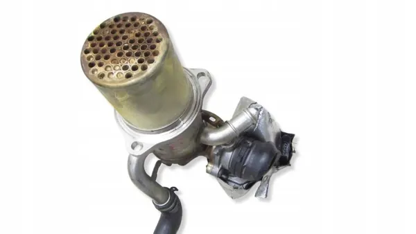 Audi EGR-Kühler OEM 04L131512A - Gebraucht image 3