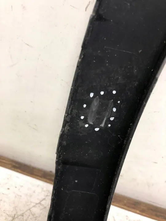 Garniture d'aile arrière gauche VW Tiguan II 5NA854819J image 9