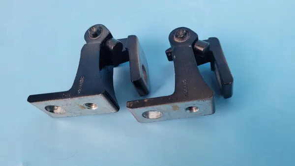 Chery Omoda 5 Linke Hintertürscharnier Set J60-6106010 image 3