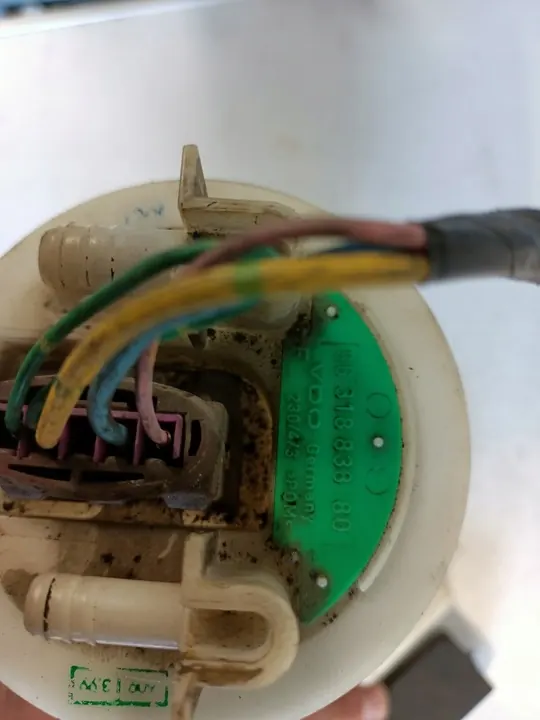 Brandstofpomp Peugeot 9631883880 image 3