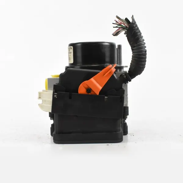 Pompe ABS OEM 89541-0D170 pour Toyota Yaris image 4