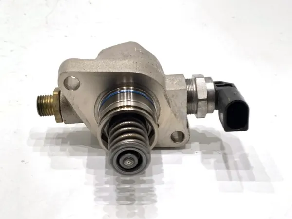 Pompe haute pression SEAT Leon III 06L127027C 2.0 300ch image 2
