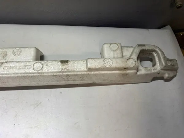 Absorbente de parachoques delantero OEM 62030JX00A Nissan NV200 image 4