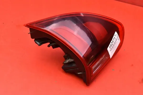 Luz Trasera Izquierda 9814758480 Peugeot 2008 17-20 image 3