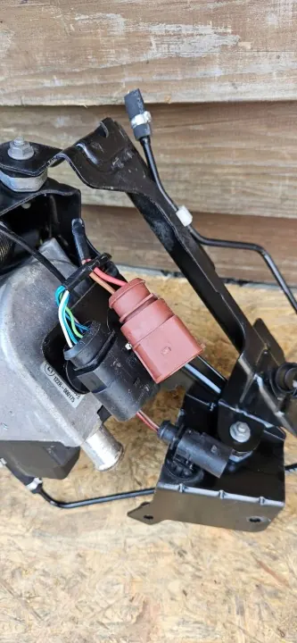 Webasto Parking Heater VW Touareg II 7P0815008N image 5