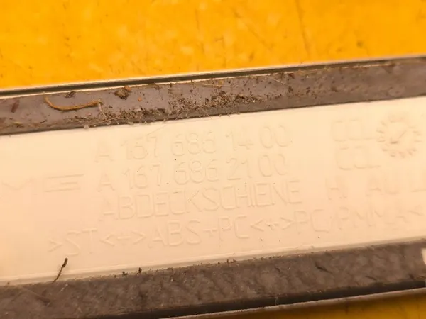 Conjunto de soleira iluminada GLE W167 SUV A1676861300 image 3