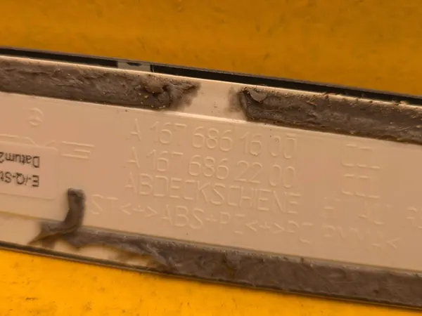 Conjunto de soleira iluminada GLE W167 SUV A1676861300 image 6