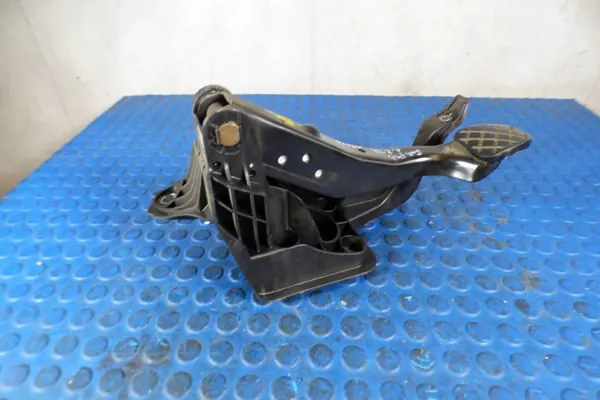 Skoda Rapid Bromspedal OEM CART6R1721058K image 3