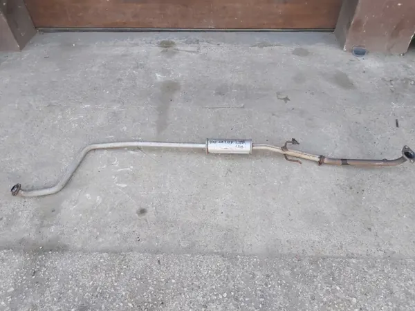 OEM YARIS I SRODKOWY ZAMIENNIK Keskusvaimennin Toyota Yaris image 2