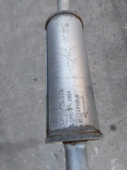 OEM YARIS I SRODKOWY ZAMIENNIK Keskusvaimennin Toyota Yaris image 5