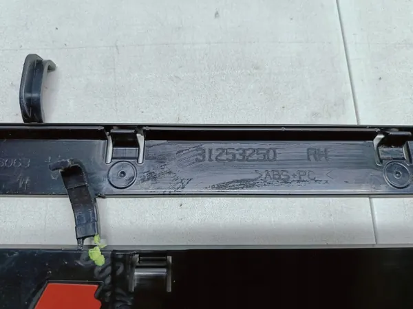 Glissière de seuil droit OEM 31253252 pour Volvo XC 90 image 6